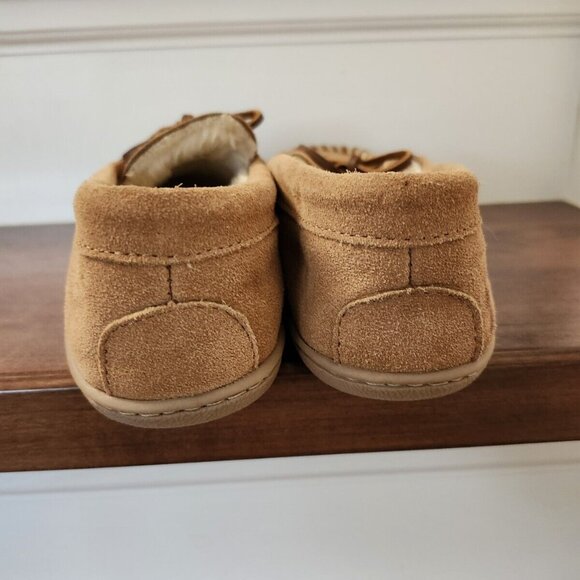 Minnetonka Moccasins size 8 - Picture 5 of 8